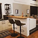 Stilvolles City-loft Mit Privatem Whirlpool アパート