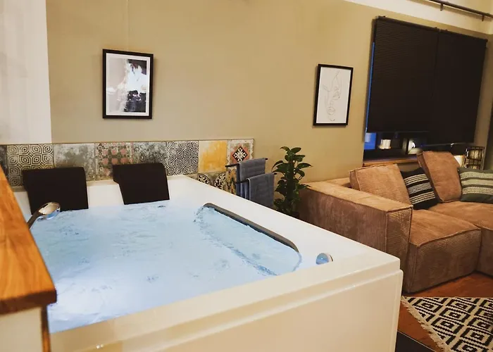 شقة Stilvolles City-loft Mit Privatem Whirlpool